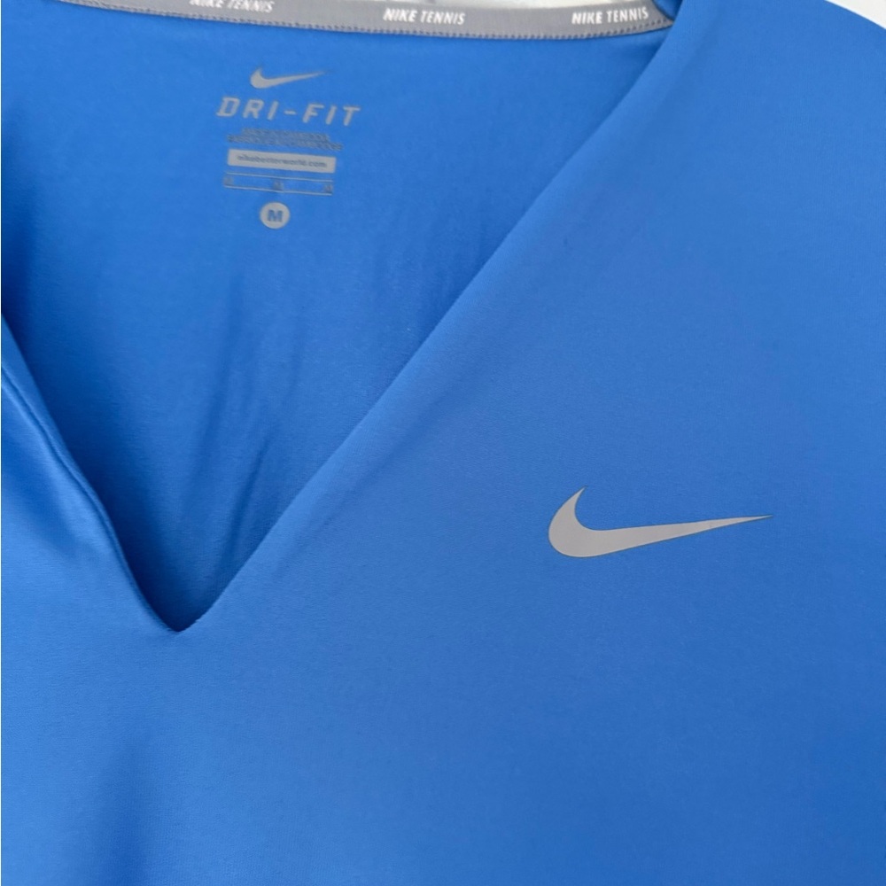 Nike Tennis Blue V-Neck Top - Picture 2 of 3
